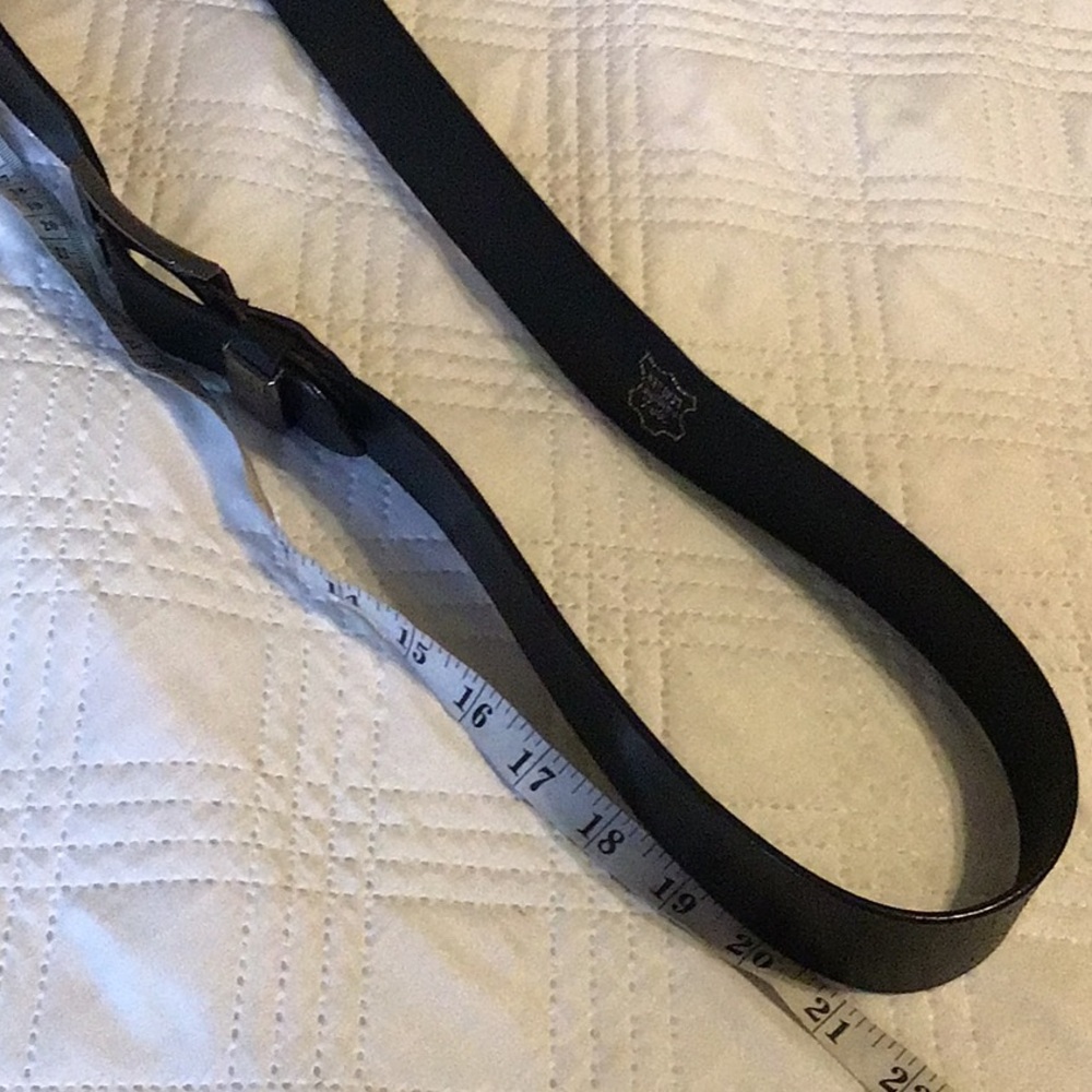 Gucci Black Leather Men's Belt with Silver-Tone Buckle - Picture 8 of 8